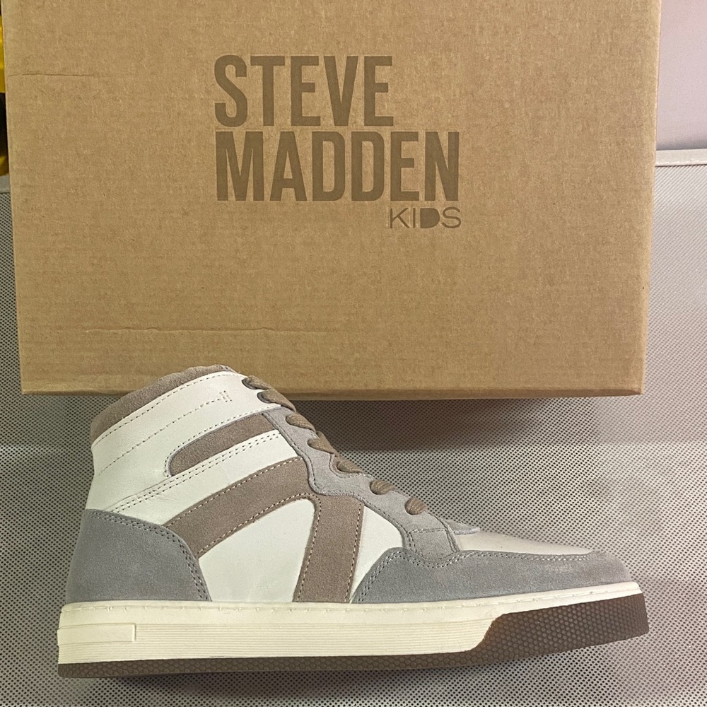 Steve Madden Kids Tan and Gray Sneakers